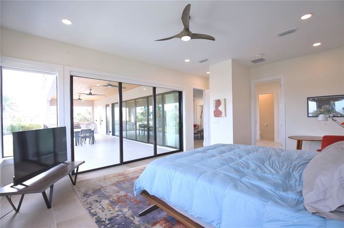 Image No.36-3 Bed Property for sale