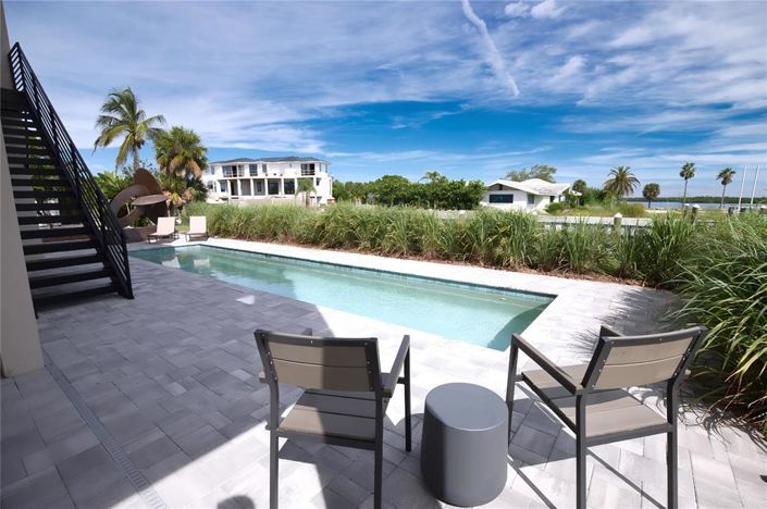 Image No.53-3 Bed Property for sale