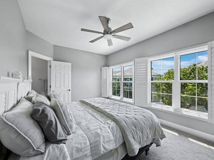 Image No.25-4 Bed Property for sale