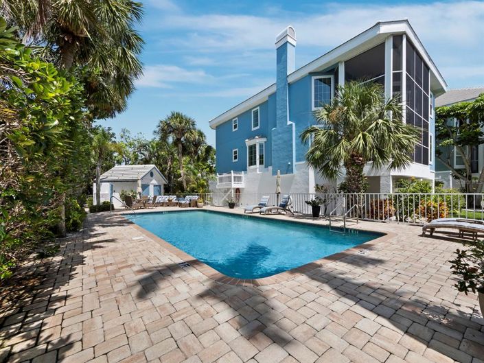 Image No.44-4 Bed Property for sale