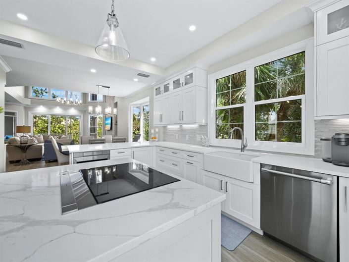 Image No.7-4 Bed Property for sale