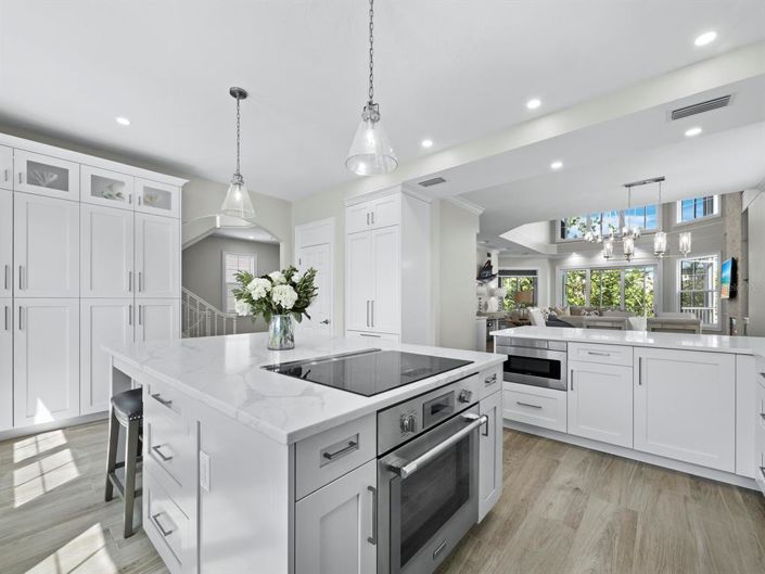 Image No.8-4 Bed Property for sale