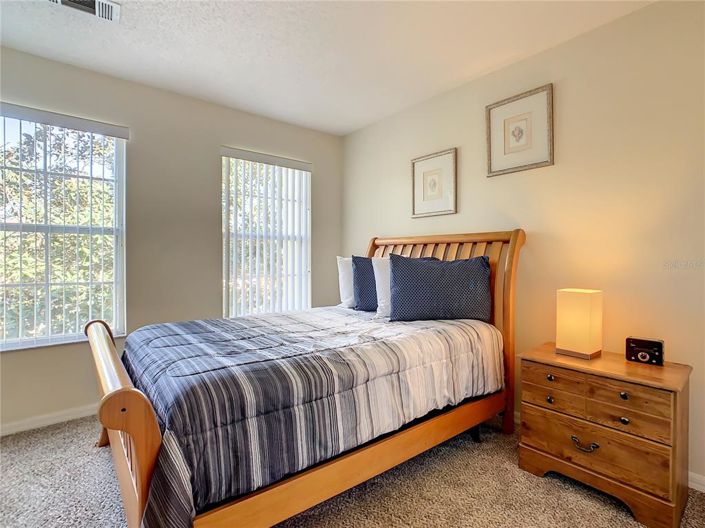 Image No.30-3 Bed Townhouse for sale