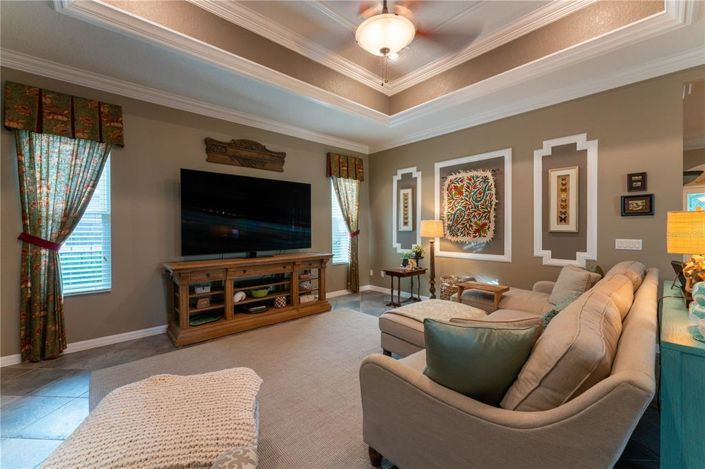 Image No.7-5 Bed Property for sale