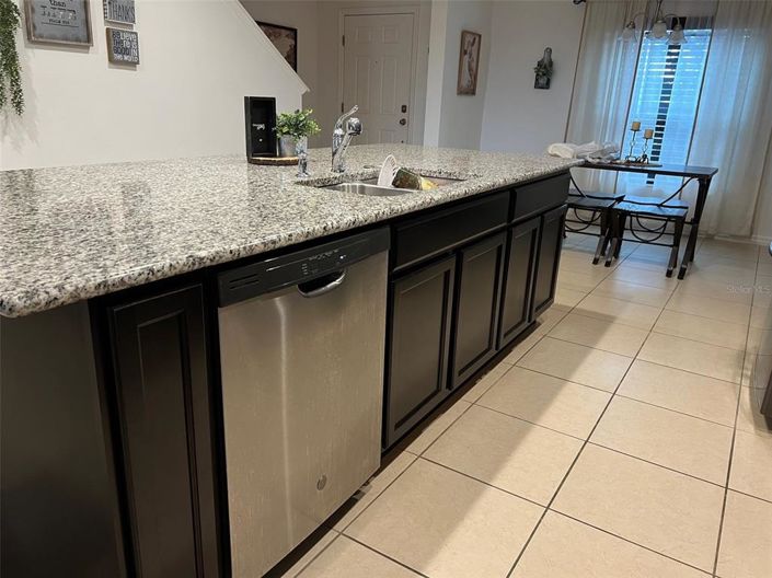 Image No.7-3 Bed Townhouse for sale