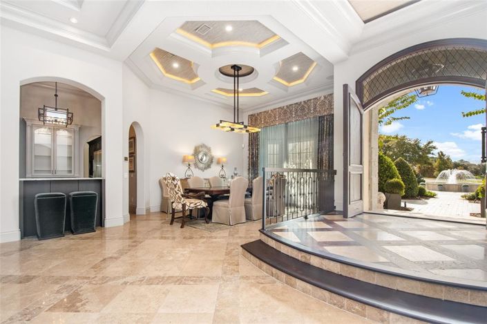 Image No.11-5 Bed Property for sale