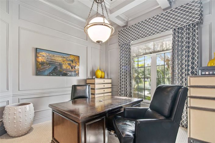 Image No.28-5 Bed Property for sale