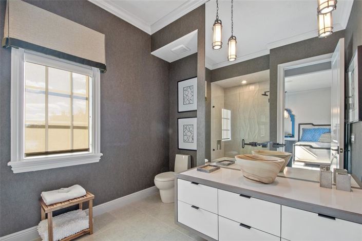 Image No.44-5 Bed Property for sale