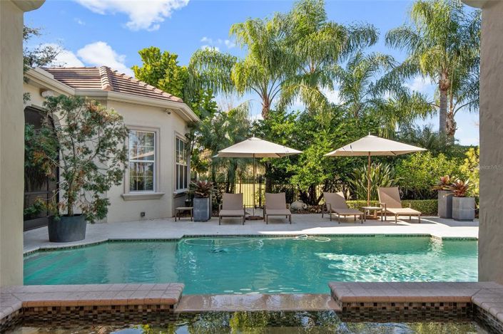 Image No.51-5 Bed Property for sale