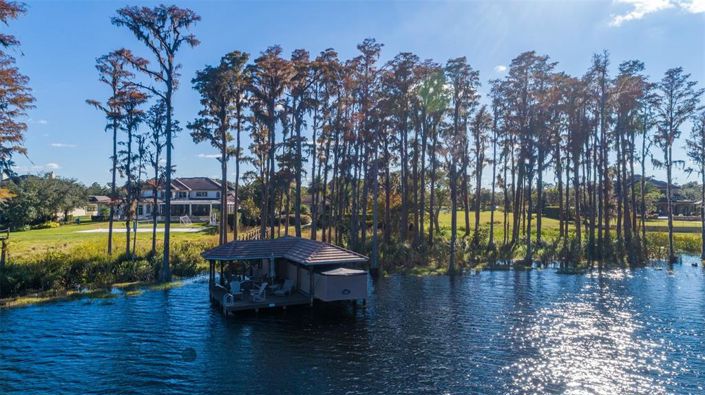 Image No.56-5 Bed Property for sale