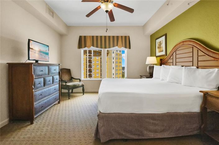 Image No.12-2 Bed Property for sale