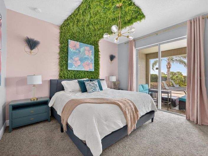 Image No.20-10 Bed Property for sale