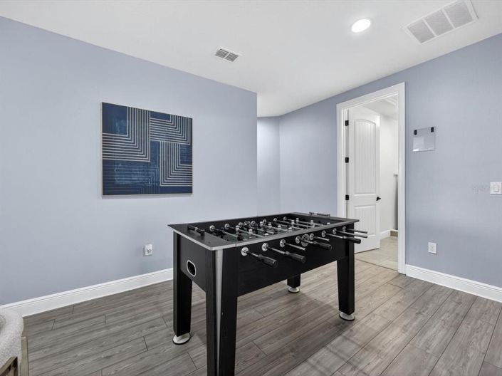 Image No.23-10 Bed Property for sale