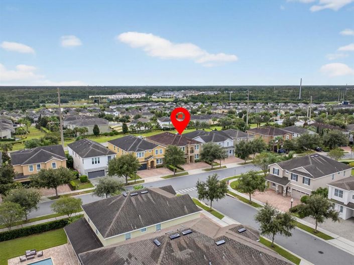 Image No.61-10 Bed Property for sale