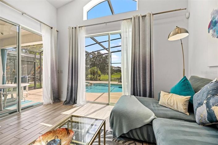 Image No.3-4 Bed Property for sale