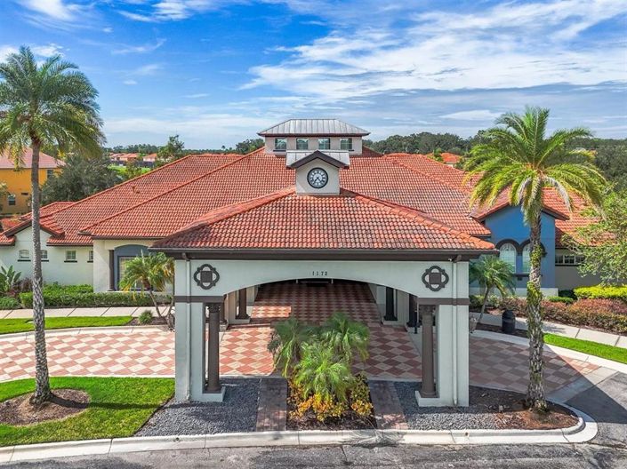 Image No.41-4 Bed Property for sale