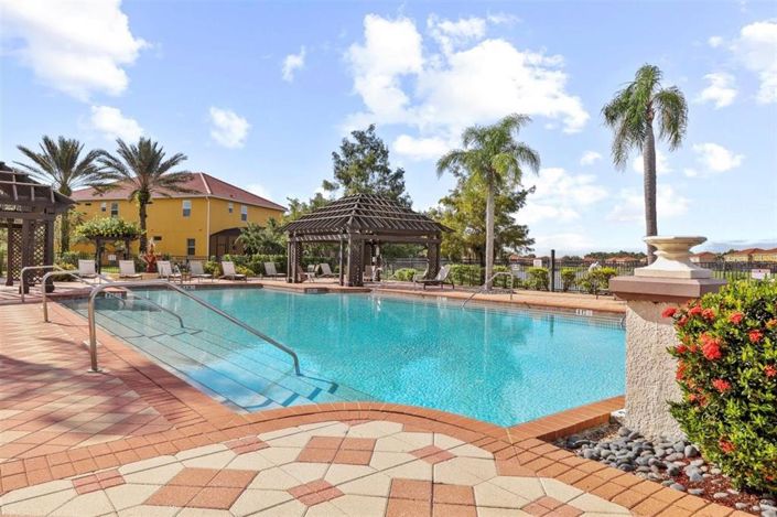 Image No.50-4 Bed Property for sale