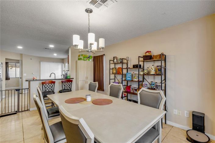 Image No.12-4 Bed Property for sale