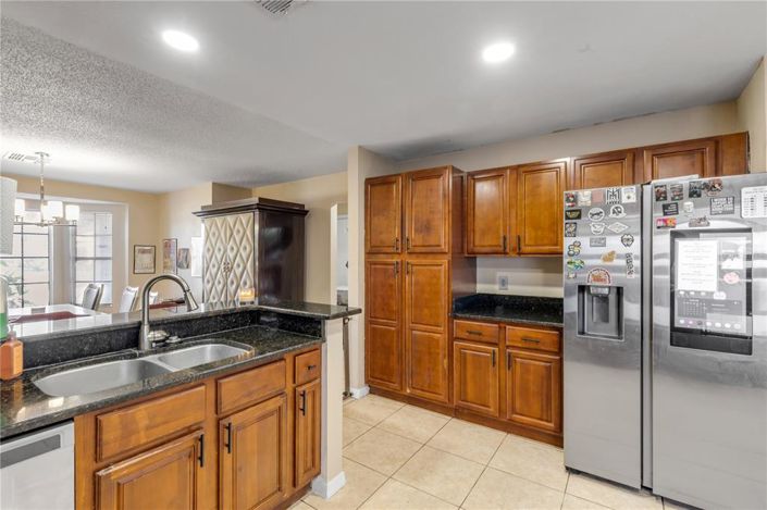 Image No.18-4 Bed Property for sale