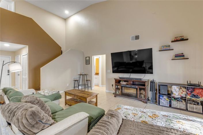 Image No.3-4 Bed Property for sale