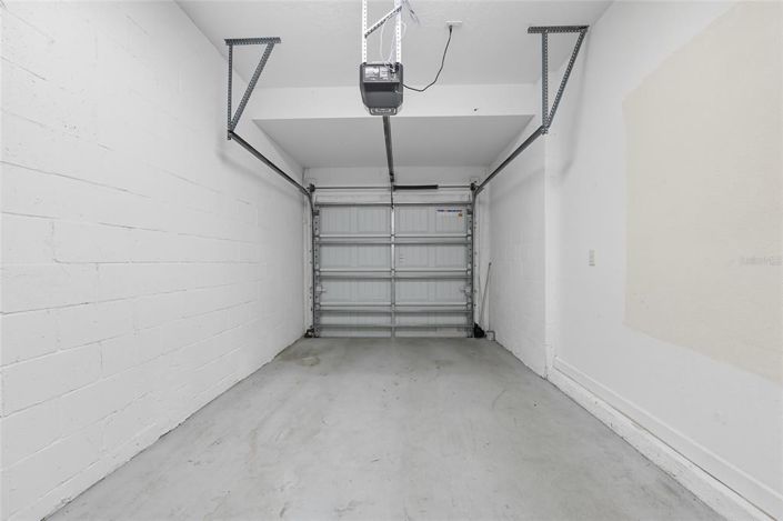 Image No.35-3 Bed Townhouse for sale