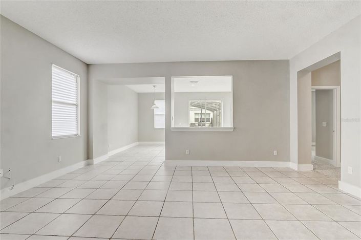 Image No.13-3 Bed Property for sale