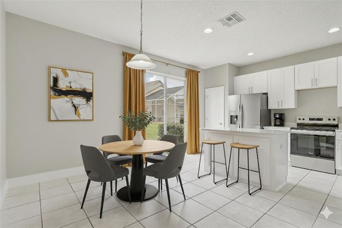 Image No.14-3 Bed Property for sale