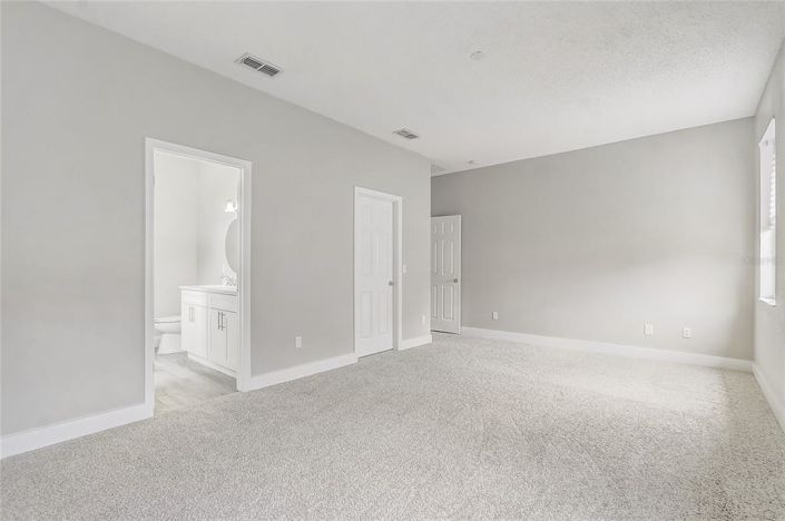 Image No.30-3 Bed Property for sale