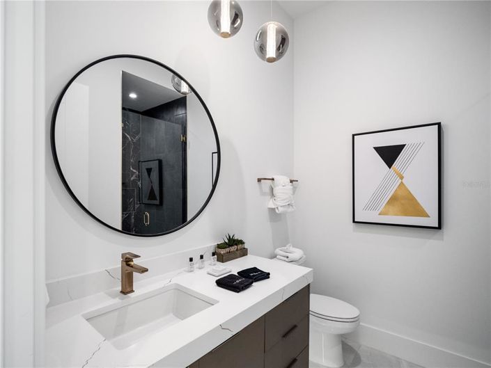 Image No.23-11 Bed Property for sale