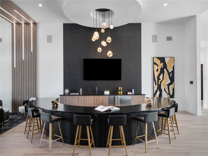 Image No.34-11 Bed Property for sale