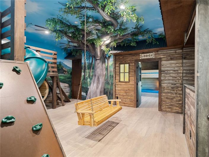 Image No.41-11 Bed Property for sale