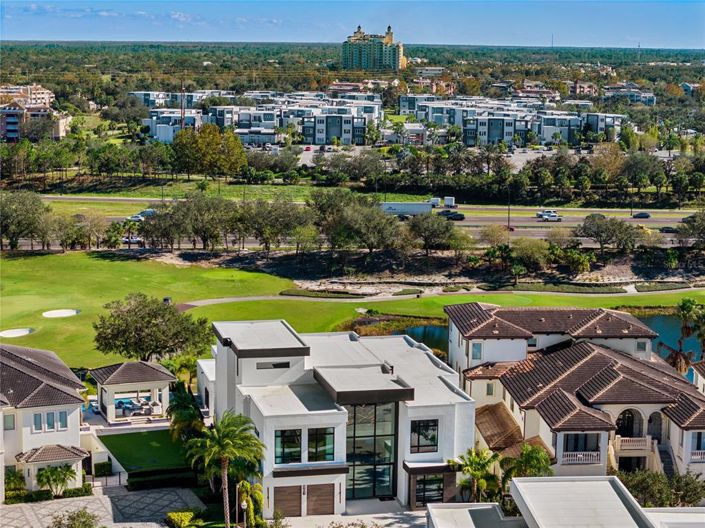 Image No.66-11 Bed Property for sale