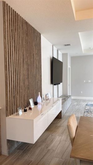 Image No.13-3 Bed Property for sale