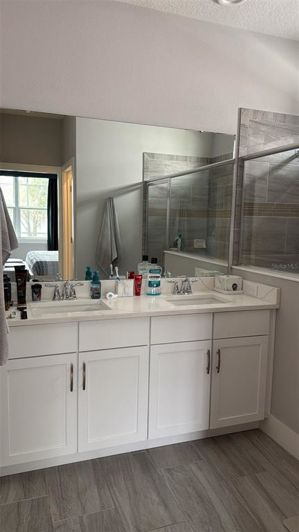 Image No.20-3 Bed Property for sale