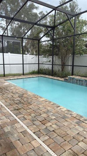 Image No.24-3 Bed Property for sale