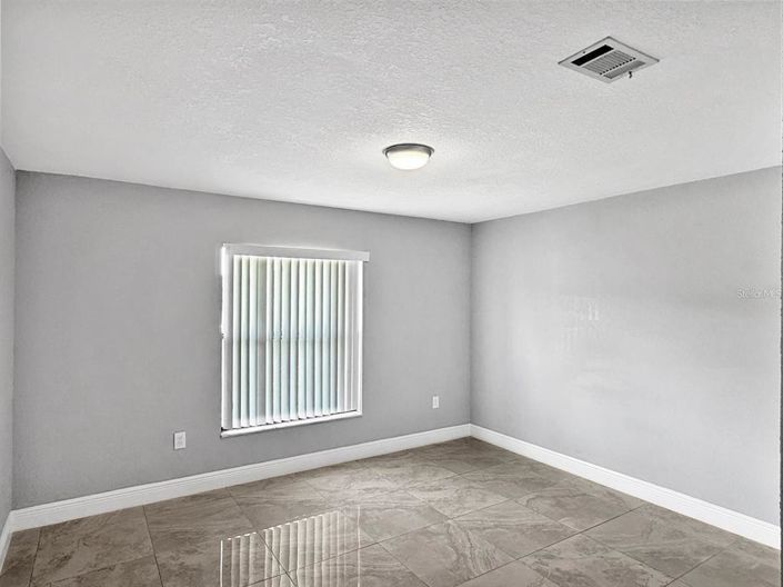 Image No.14-3 Bed Property for sale