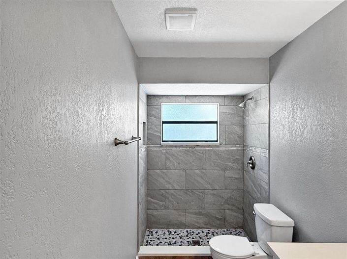 Image No.16-3 Bed Property for sale