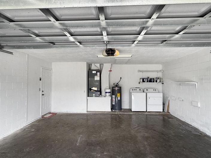 Image No.20-3 Bed Property for sale