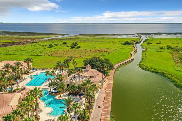 Image No.4-4 Bed Property for sale