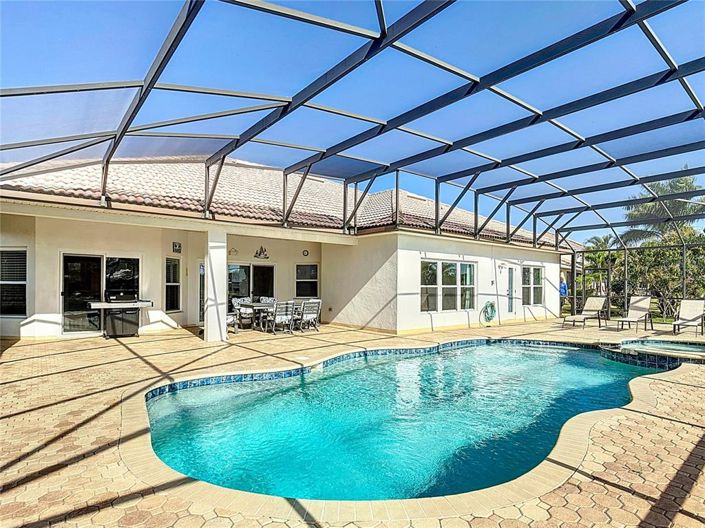 Image No.5-Propriété de 4 chambres à vendre à Kissimmee