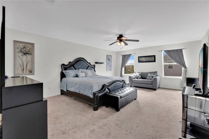 Image No.12-4 Bed Property for sale