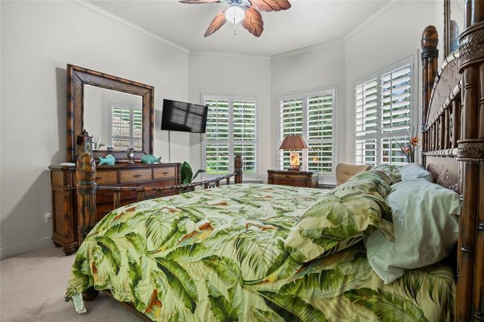 Image No.25-5 Bed Property for sale