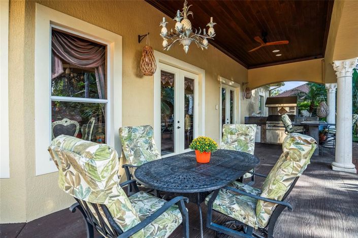 Image No.36-5 Bed Property for sale