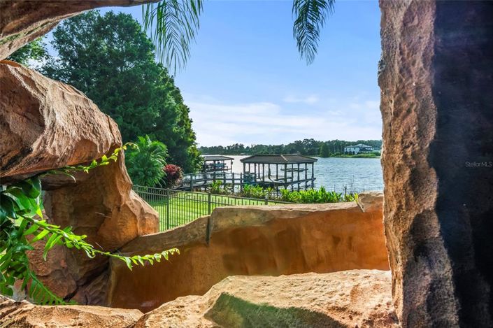 Image No.39-5 Bed Property for sale