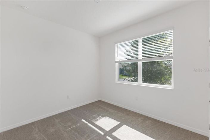 Image No.12-3 Bed Property for sale