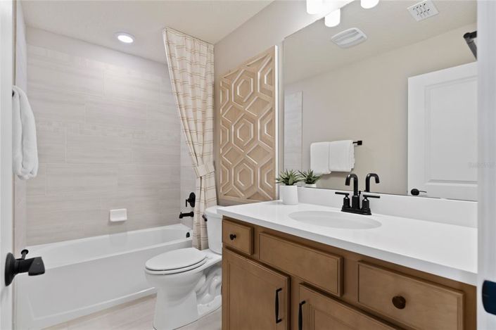 Image No.26-4 Bed Townhouse for sale