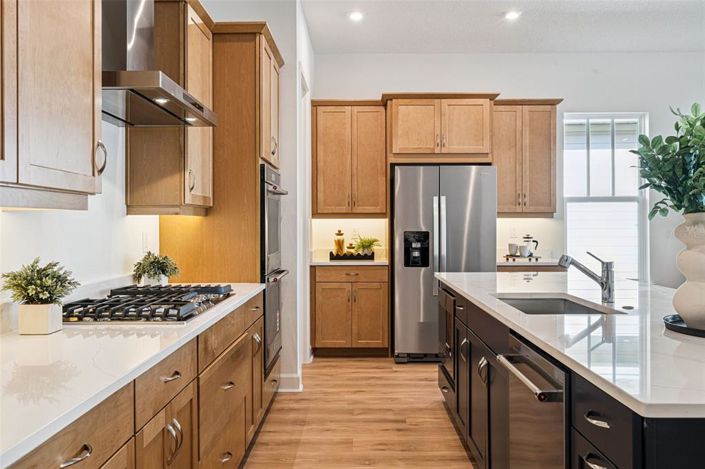 Image No.8-3 Bed Property for sale