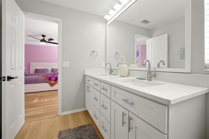 Image No.11-Propriété de 5 chambres à vendre à Kissimmee