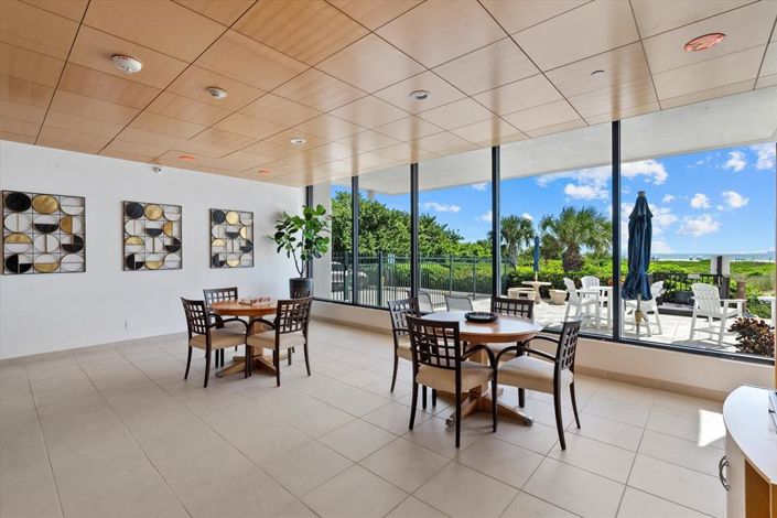 Image No.27-2 Bed Property for sale