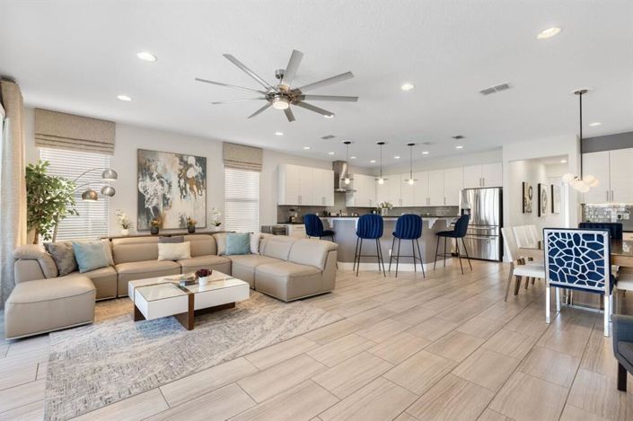 Image No.2-6 Bed Property for sale